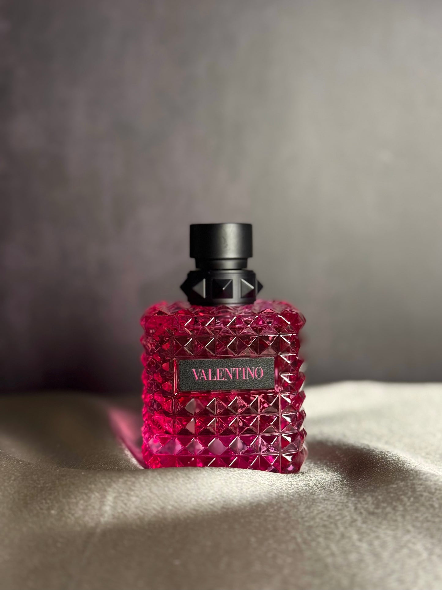 Valentino Donna Born in Roma Extradose